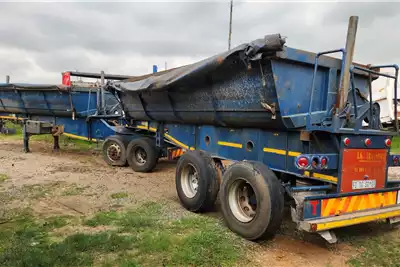 Paramount Trailers Side tipper 25 Cube 2017 for sale by Edan Traders | Truck & Trailer Marketplace