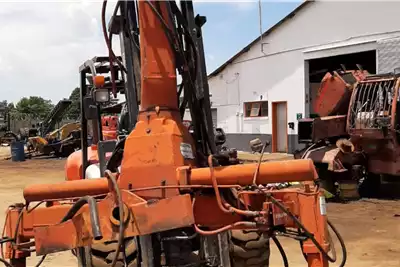 Attachments Hiab Truck Mounted Crane for sale by Dirtworx | AgriMag Marketplace