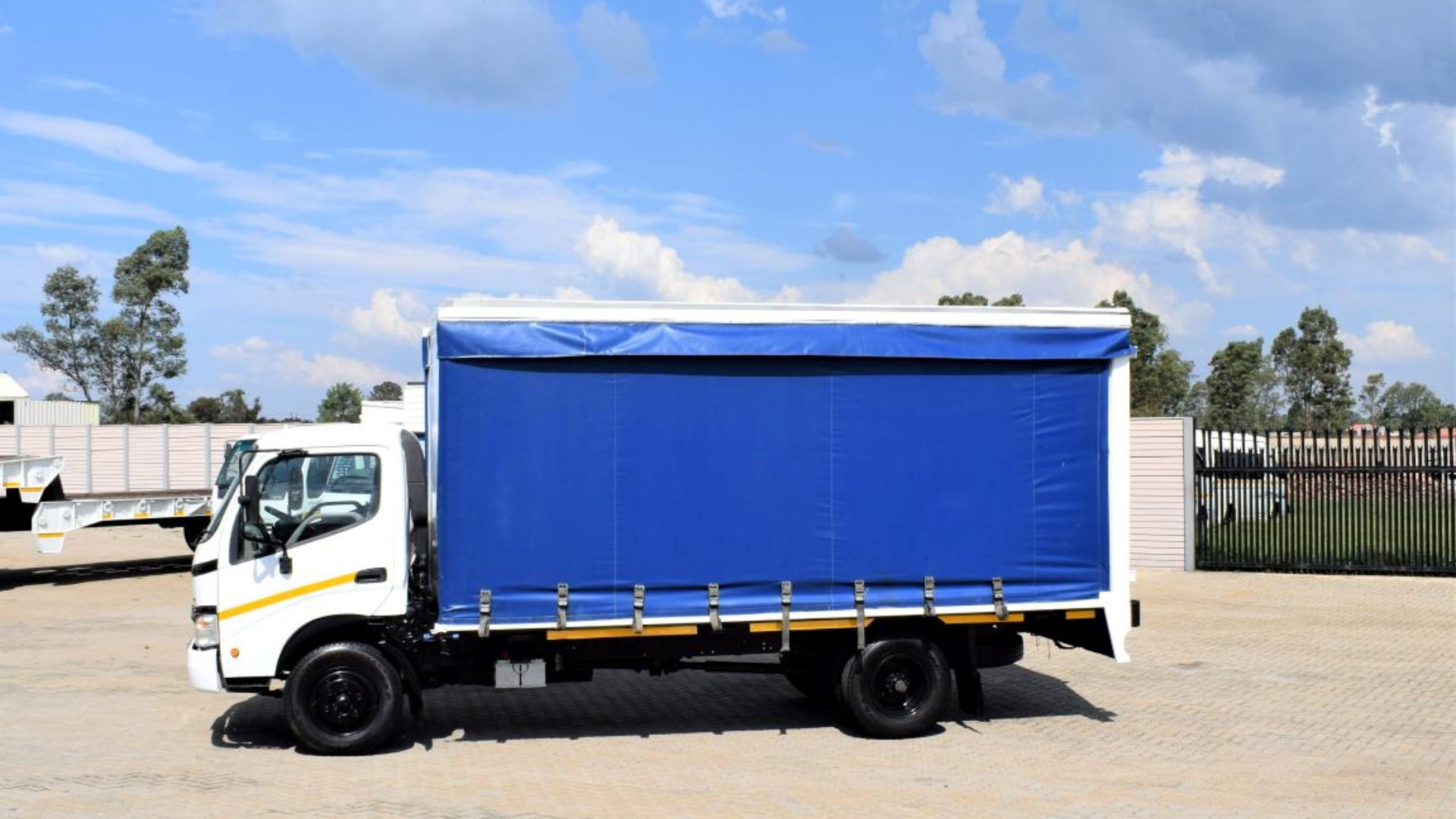 Hino Curtain side trucks Toyota Dyna 7 145 Curtain Side 2005 for sale by Pristine Motors Trucks | Truck & Trailer Marketplace