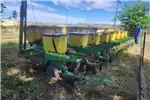 Planting and seeding equipment Integral planters 8 Ry .91 John Deere 1750 Vinger Planter for sale by Private Seller | AgriMag Marketplace