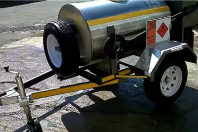 Custom Fuel bowsers 600 LITRE STAINLESS STEEL PETROL BOWSER 2023 for sale by Jikelele Tankers and Trailers | Truck & Trailer Marketplace
