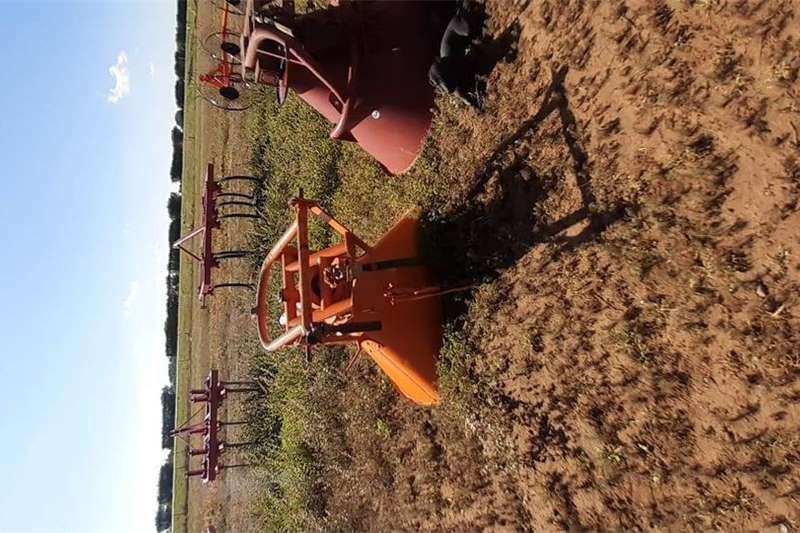 Spreaders 3 point spreaders 200L kunsmis Strooier for sale by Private Seller | AgriMag Marketplace