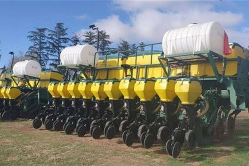 Planting and seeding equipment No till planters 8ry .76 of 6ry .92 Tatu No Till Planter for sale by Private Seller | AgriMag Marketplace