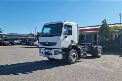 Renault Truck tractors Single axle Midlum 280 4x2 2013 for sale by East Rand Truck Sales | Truck & Trailer Marketplace