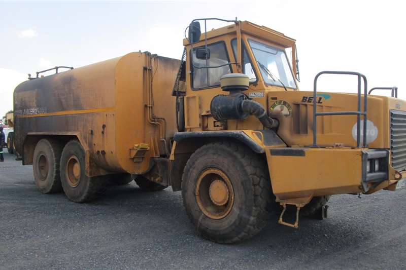 Bell Water bowser trucks B25C 2006 for sale by Dura Equipment Sales | Truck & Trailer Marketplace