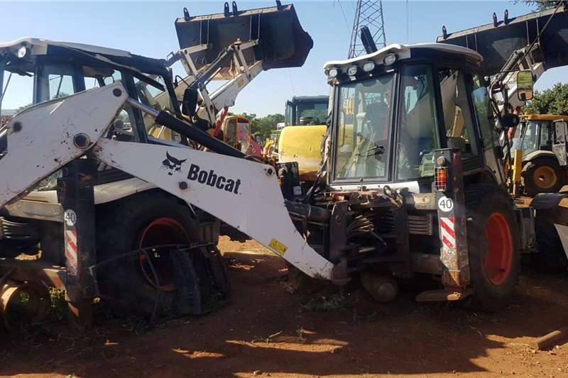 Bobcat TLBs Construction B730 2018