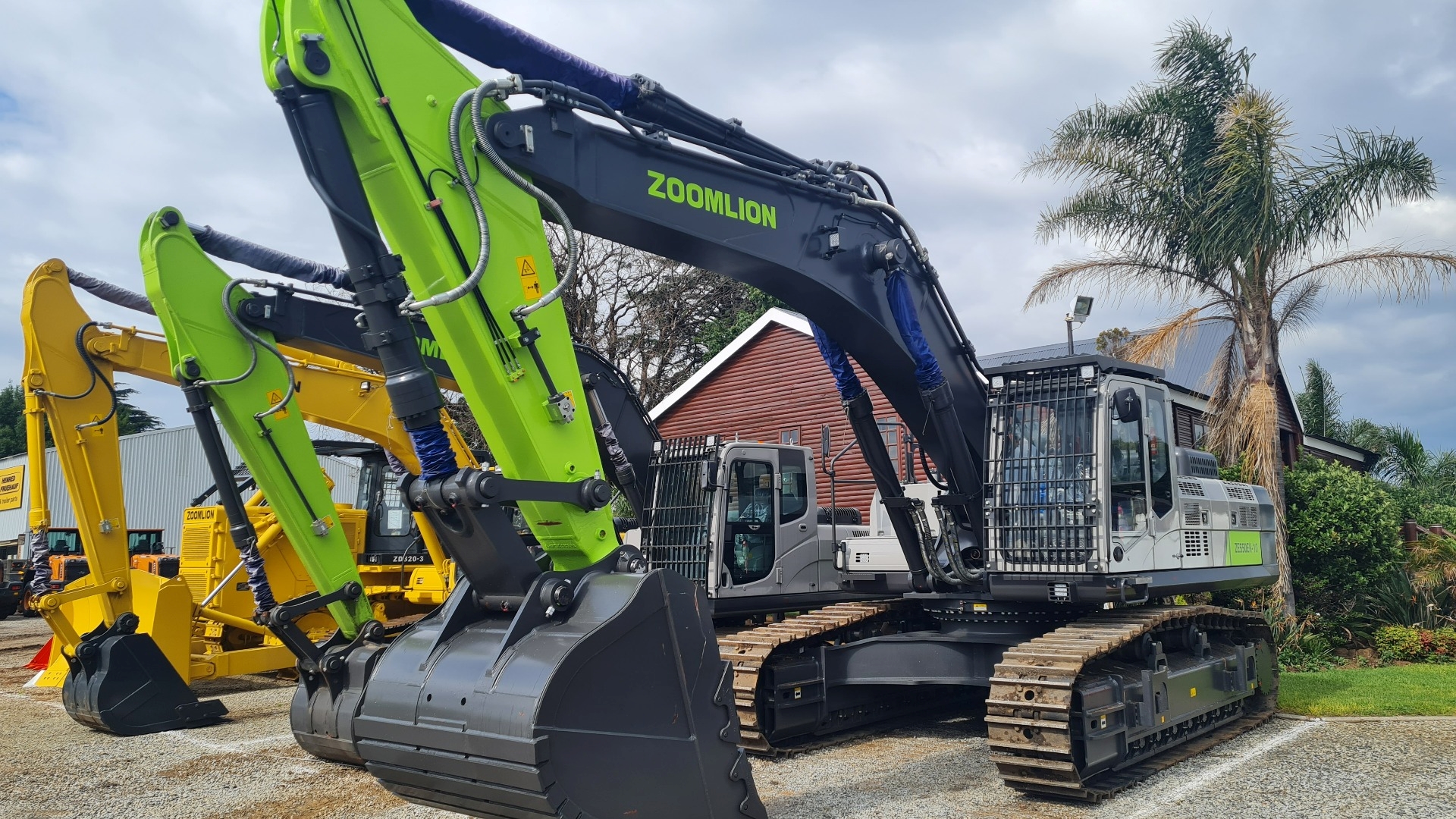 Zoomlion Excavators Excavator ZE550 55 ton 2023 for sale by Benetrax Machinery | Truck & Trailer Marketplace