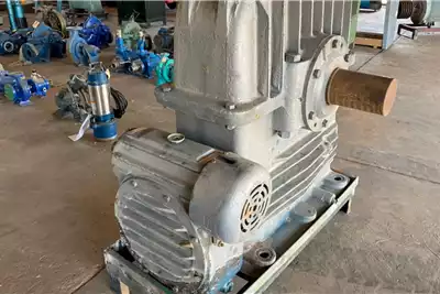 Truck spares and parts Gearboxes BEW Reduction Gearbox 185 kW Ratio 240.84 to 1 for sale by Dirtworx | Truck & Trailer Marketplace