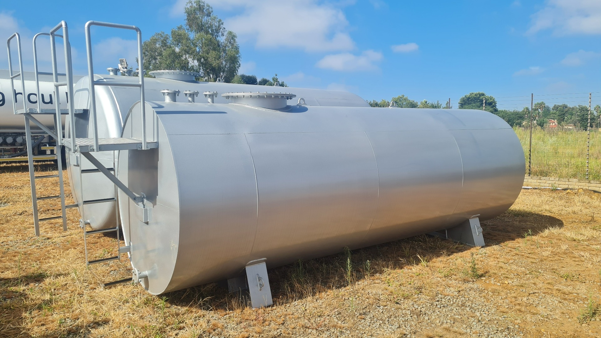 Custom Fuel storage tanks 14 000 lt Above ground tank 2023 for sale by Benetrax Machinery | Truck & Trailer Marketplace