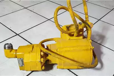 Machinery spares Hydraulic parts Powauto CFS9 Hydraulic Gear Pump for sale by Dirtworx | AgriMag Marketplace
