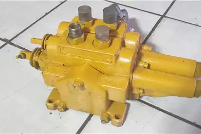 Machinery spares Hydraulic parts 2 Spool Hydraulic Directional Control Valve Bank for sale by Dirtworx | AgriMag Marketplace