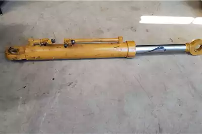 Machinery spares Hydraulic parts Bell B20B Hydraulic Cylinders for sale by Dirtworx | AgriMag Marketplace
