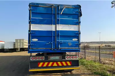 SA Truck Bodies Trailers Specialist vehicle Tridem Walking Floor 14500mm 55m3 2014 for sale by Trailstar | Truck & Trailer Marketplace