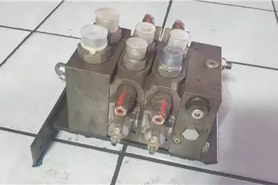 Machinery spares Hydraulic parts Rexroth Hydraulic Valve Block for sale by Dirtworx | Truck & Trailer Marketplace