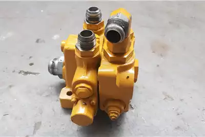 Bell Machinery spares Hydraulic parts Bell B25A Hydraulic Control Valve for sale by Dirtworx | AgriMag Marketplace