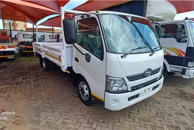 Hino Dropside trucks Used HINO 300 4 ton dropside AUTOMATIC 2014 for sale by FAW Newlands   | Truck & Trailer Marketplace