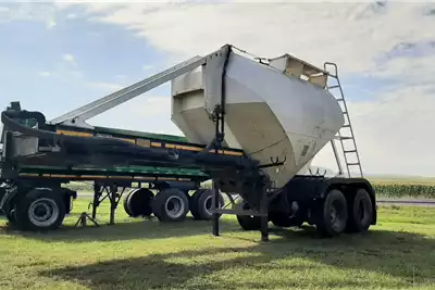 Agricultural trailers Debulking trailers Dry Bulk Cement Tanker Trailer for sale by Dirtworx | Truck & Trailer Marketplace