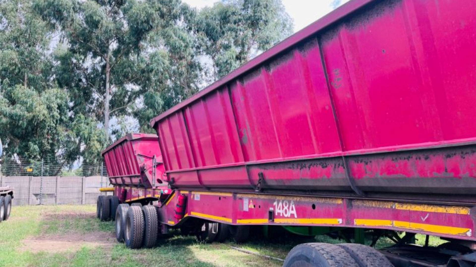 Top Trailer Trailers Side tipper LINK 40M3 2011 for sale by Pomona Road Truck Sales | Truck & Trailer Marketplace