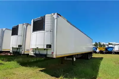 Paramount Trailers Refrigerated trailer Tri  Axle Fridge body. Vector fridge unit 2015 for sale by AAG Motors | Truck & Trailer Marketplace