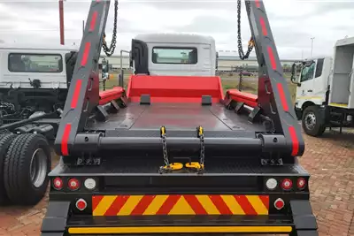 UD Skip bin loader trucks CWE330 6x4 ATM  Skip loader (E48) 2024 for sale by BB Truck Pretoria Pty Ltd | AgriMag Marketplace