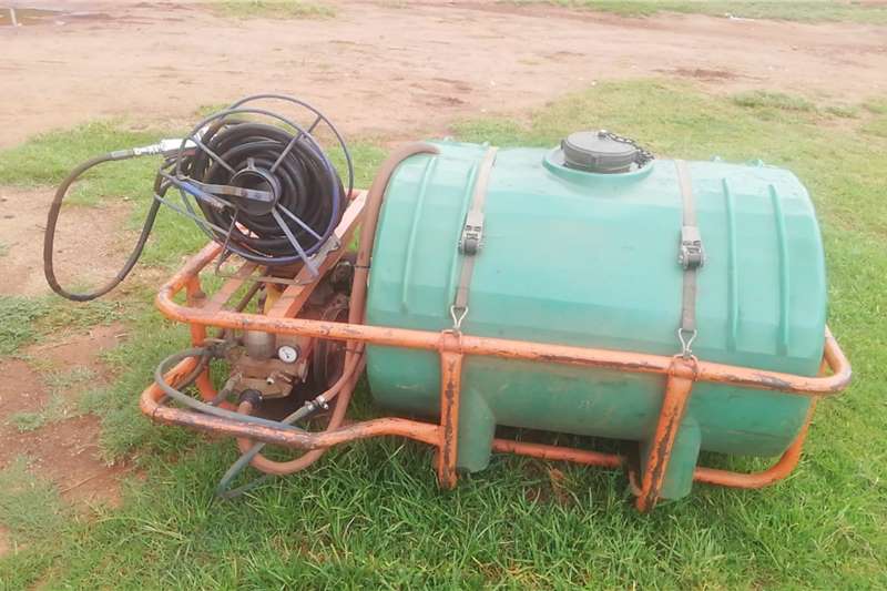 Agricultural trailers Fire fighting trailers 500L fire fighter with 6.0 Robin petrol motor for sale by LEVANTE FARMING | Truck & Trailer Marketplace