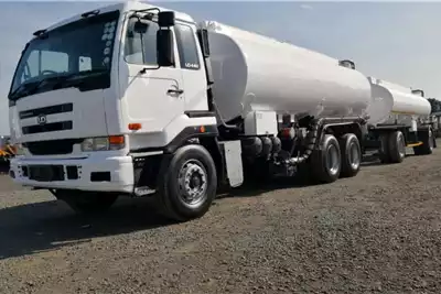 Tanker Trucks 2007 Nissan UD440/1995 Tank Clinic Fuel Rigid Link 2007