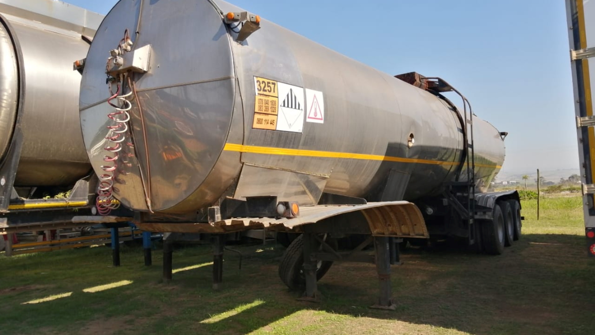 Samtor Trailers Samtor Tri Axle Oil Tanker 1997 for sale by Trucking Traders Pty Ltd | Truck & Trailer Marketplace