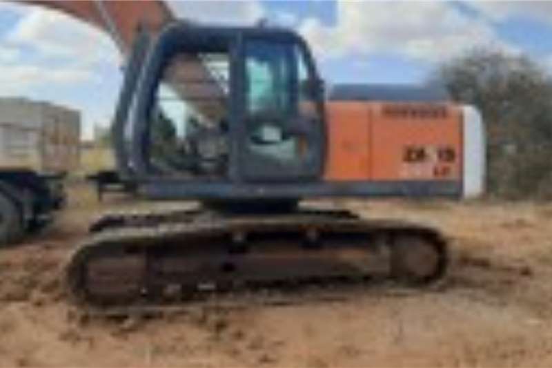 Hitachi Excavators ZAXIS 240 3 LCR, 24 Ton 2011 for sale by HVR Turbos  | AgriMag Marketplace