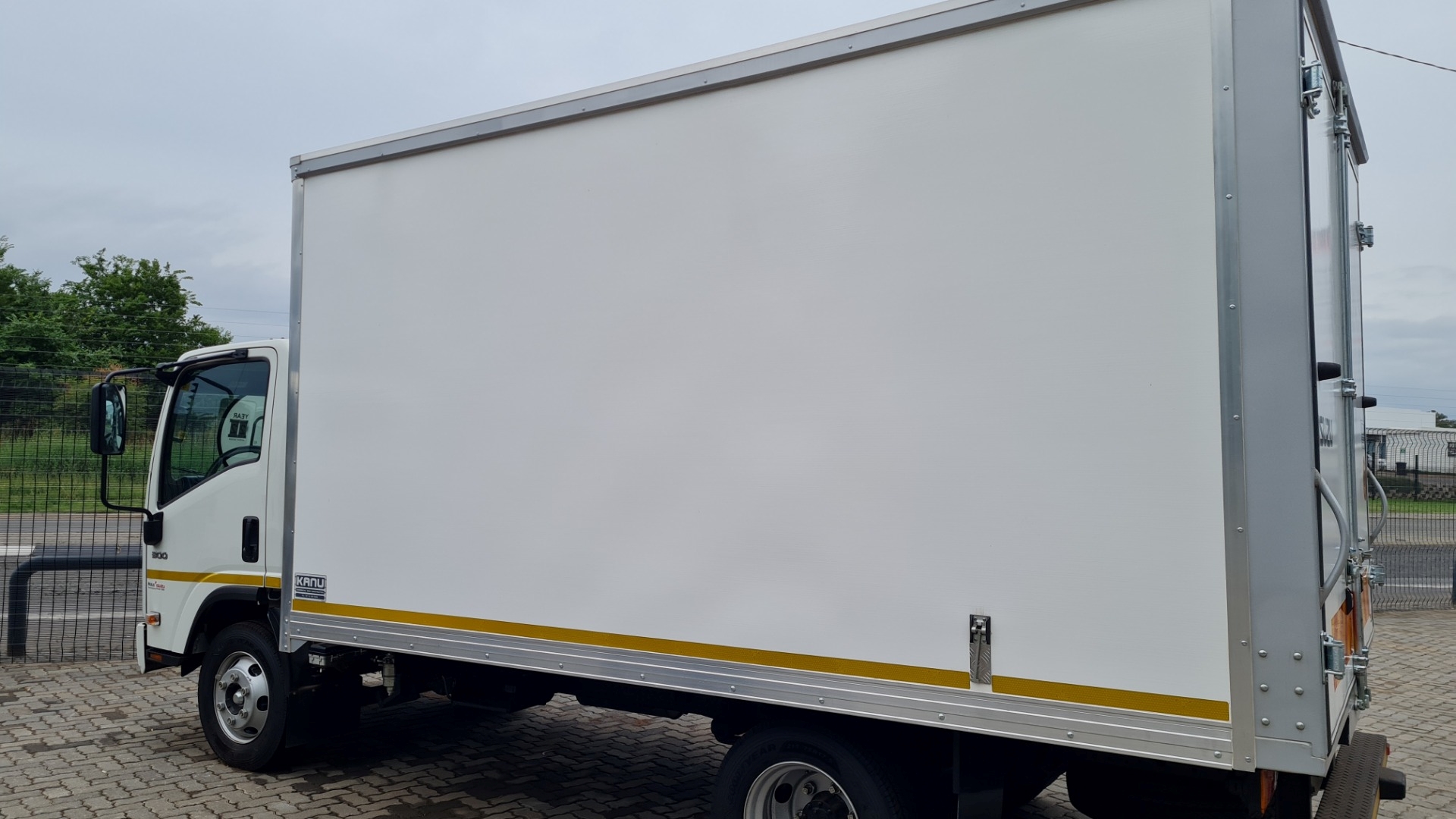 Isuzu Box trucks Isuzu NPR 400 AMT Van Body Truck for sale 2023 for sale by Isuzu Vereeniging | Truck & Trailer Marketplace