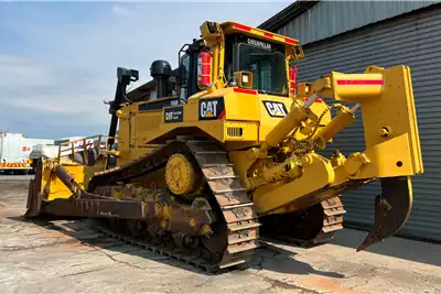 Caterpillar Dozers 2014 CAT D8R dozer 2014 for sale by Nationwide Trucks | AgriMag Marketplace