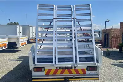Isuzu Dropside trucks NPR 400 Fitted with Beaver Tail & Drop Side 2018 for sale by A to Z Truck Sales Boksburg | AgriMag Marketplace
