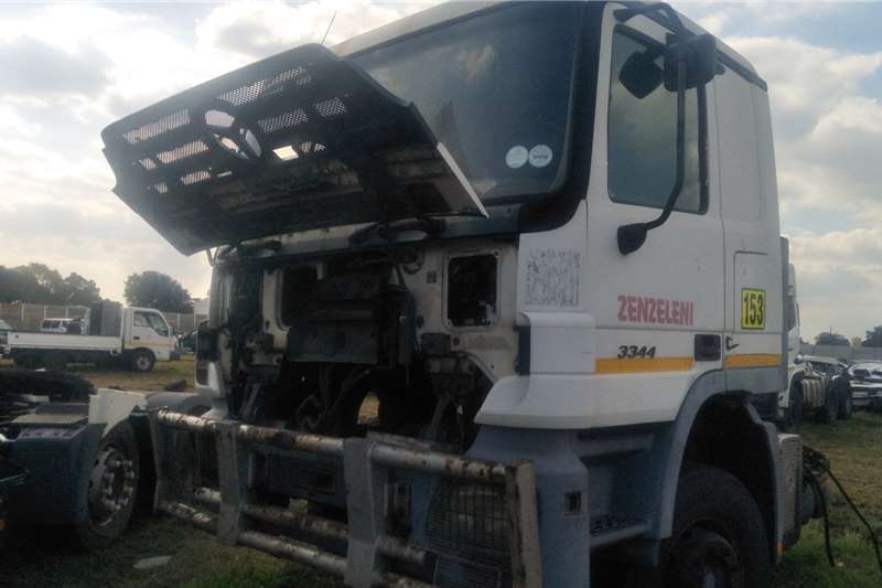 Mercedes Benz Truck spares and parts ACTROS 3350