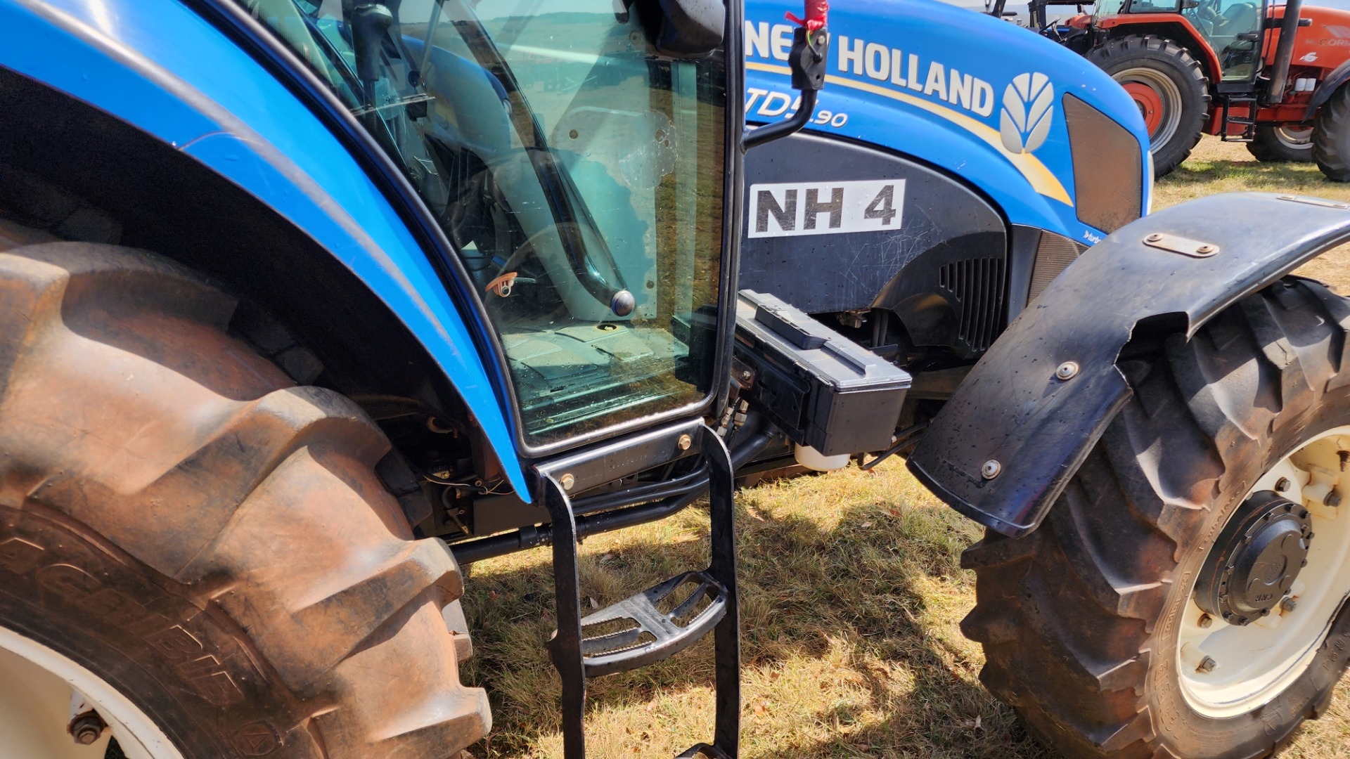 New Holland Tractors 4WD tractors CAB TD5.90 2017 for sale by Sturgess Agricultural | AgriMag Marketplace