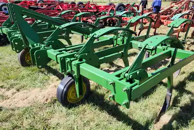 Rovic Tillage equipment Rippers DLB 18 11 tooth chissel plough for sale by Sturgess Agriculture | AgriMag Marketplace
