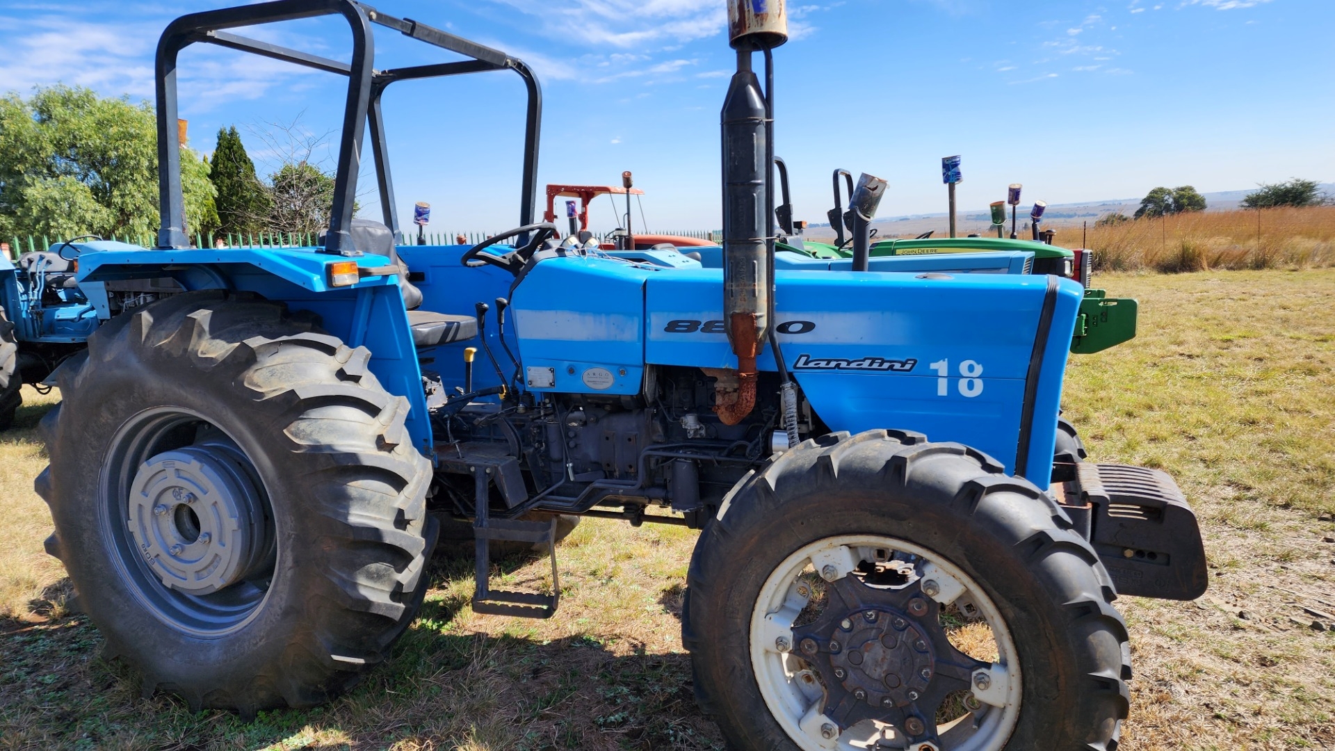 Landini Tractors 4WD tractors 8860 for sale by Sturgess Agricultural | AgriMag Marketplace