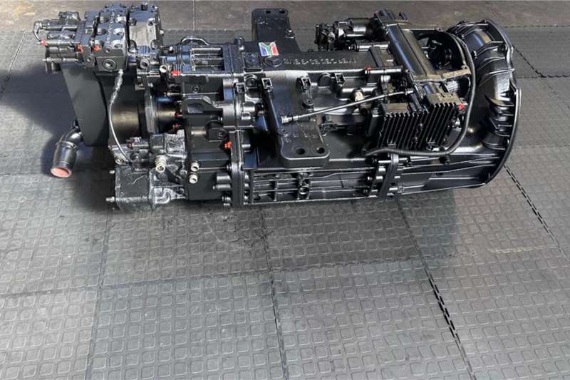 Mercedes Benz Truck spares and parts Gearboxes Brand New G240 with retarder Gearbox