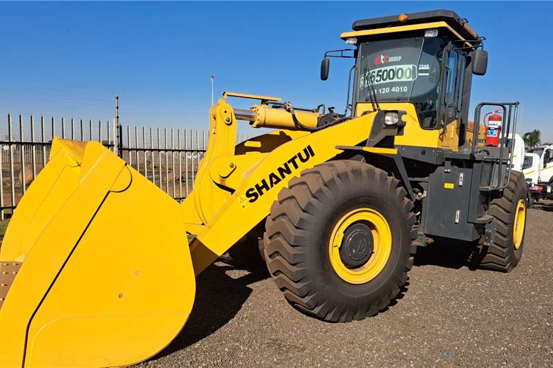 Wheel loader in South Africa on Truck & Trailer Marketplace