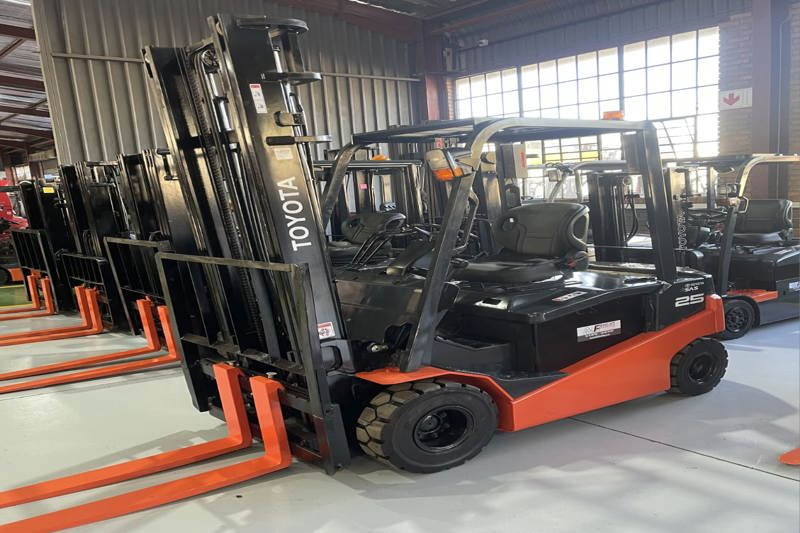 Forklifts Toyota 8 Series 2.5Ton Electric Powered Forklift for sale by | AgriMag Marketplace