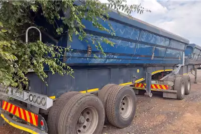 SA Truck Bodies Trailers SIDE TIPPER LINK 2013 for sale by Bidco Trucks Pty Ltd | AgriMag Marketplace