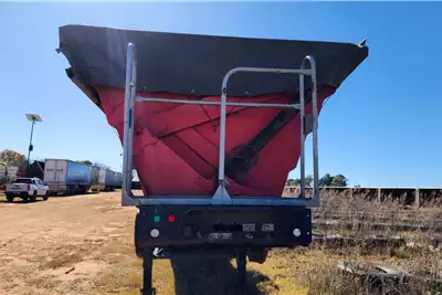 SA Truck Bodies Trailers Side tipper 20m3 Side Tipper Link 2019 for sale by Trailstar | AgriMag Marketplace