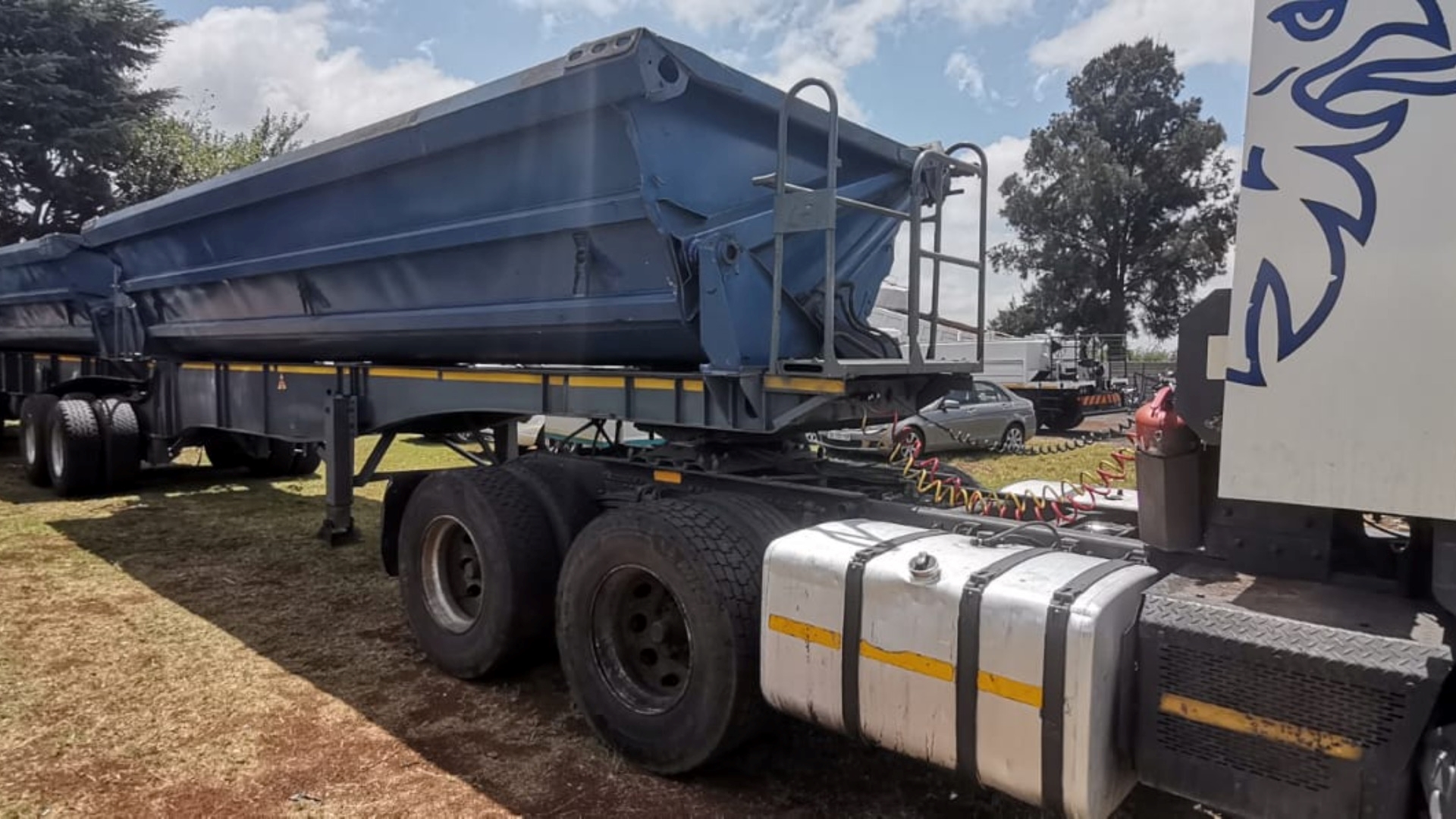 SA Truck Bodies Trailers Side tipper Side Tipper link 35 Cube 2008 for sale by MT Car and Truck Auctioneers | Truck & Trailer Marketplace