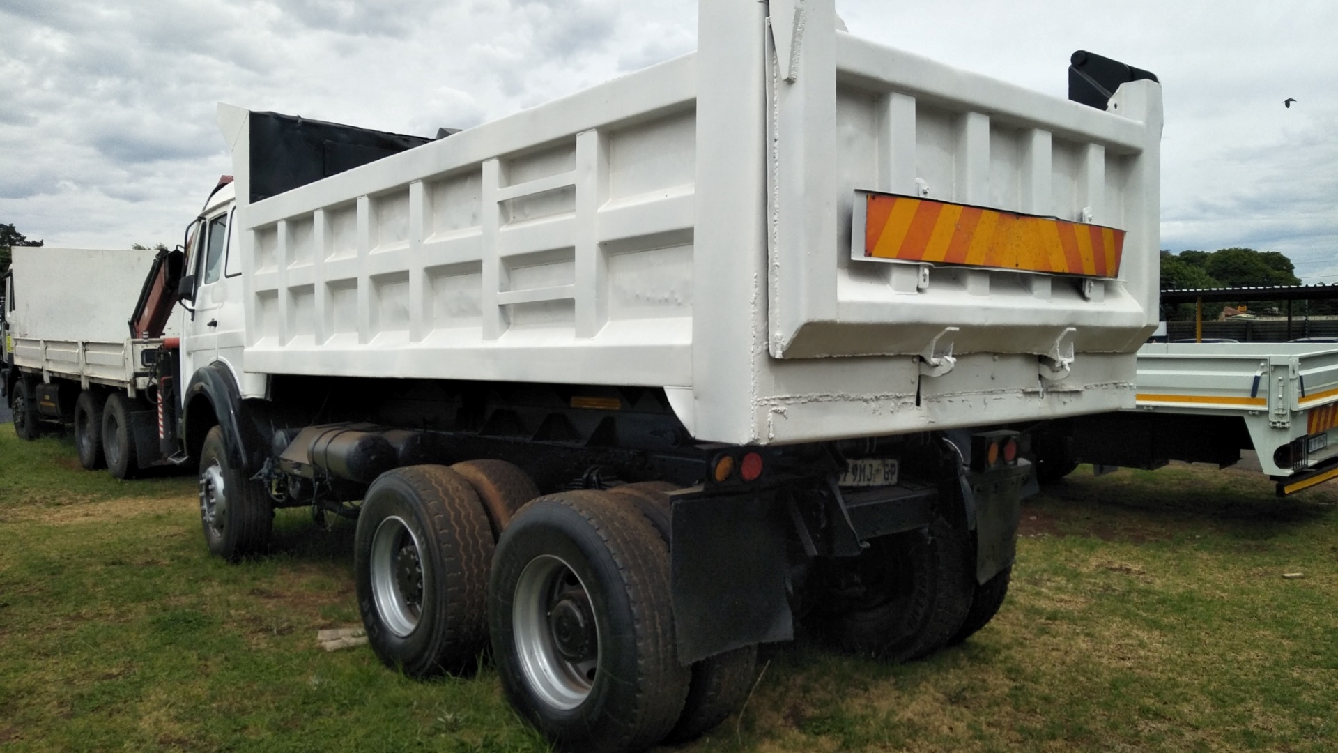 Mercedes Benz Tipper trucks Tipper 10 cube 1991 for sale by MT Car and Truck Auctioneers | Truck & Trailer Marketplace