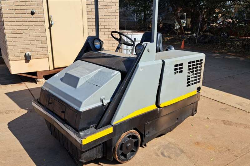 Sweeper in South Africa on Truck & Trailer Marketplace