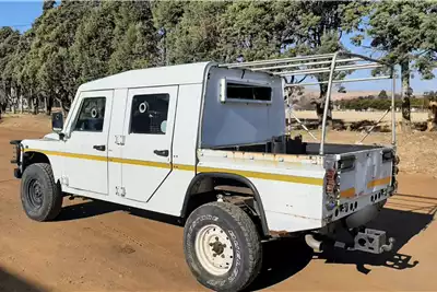 Other trucks 2012 Land Rover Armoured for sale by Dirtworx | Truck & Trailer Marketplace