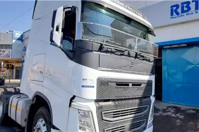 Volvo Truck tractors 2X FH480 Globetrotter,Air suspension,Retarder 2018 for sale by Republic Bus and Truck cc | AgriMag Marketplace