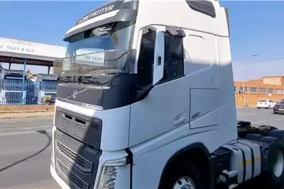 Volvo Truck tractors 2X FH480 Globetrotter,Air suspension,Retarder 2018 for sale by Republic Bus and Truck cc | Truck & Trailer Marketplace