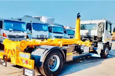UD Hooklift trucks PKE 250 2018 for sale by ATN Prestige Used | Truck & Trailer Marketplace