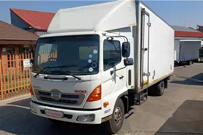 Hino Box trucks 1017 6TON 2013 for sale by A to Z TRUCK SALES | AgriMag Marketplace