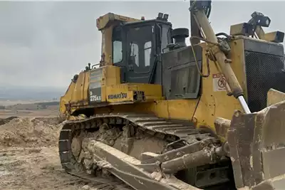 Bulldozers Komatsu 275AX Bulldozer for sale by Sturgess Agriculture | AgriMag Marketplace