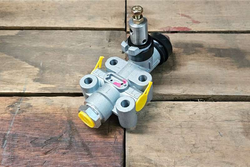 Volvo Truck spares and parts Suspension Universal Levelling Valve